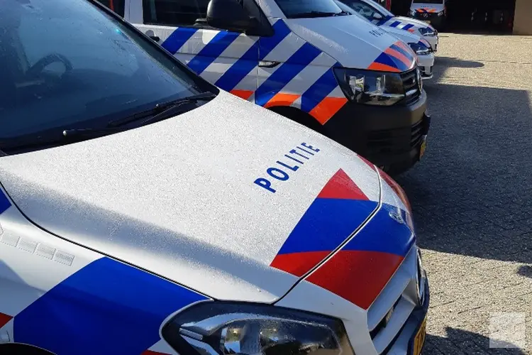 Politie zoekt twee jonge meisjes met bruine haren