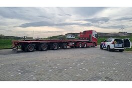 Vrachtwagenchauffeur rijdt met valse bestuurderskaart