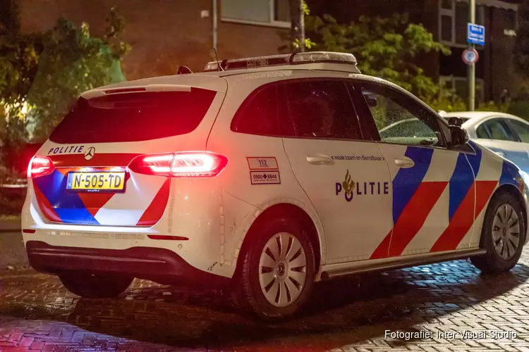 Jonge vrouw gewond na gestoken te zijn