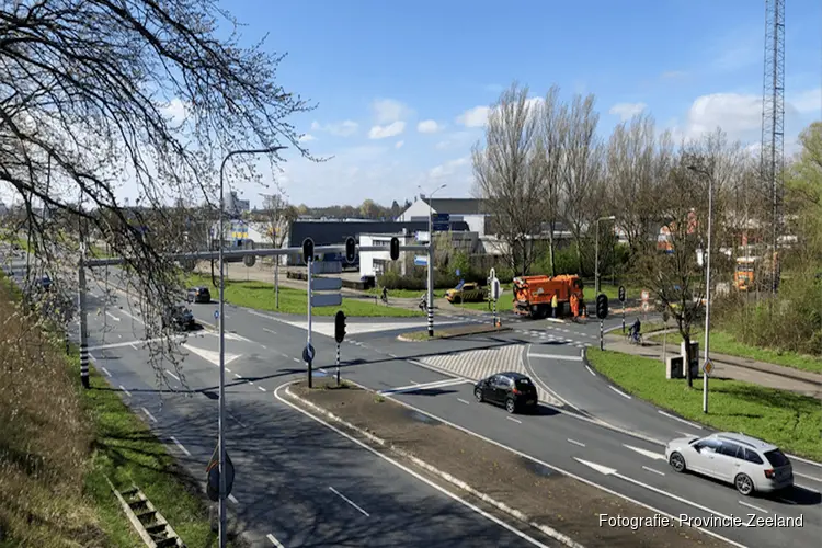 Verkeerslichten op de Nieuwe Vlissingseweg en President Rooseveltlaan (N661) worden vervangen