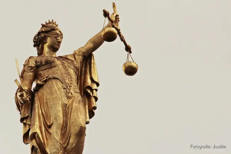 Celstraf van 6 jaar en tbs met dwang geëist in grote sextortionzaak